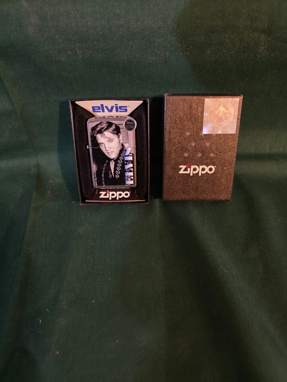 Zippo Elvis Brushed Chrome Lighter - Black & Silver